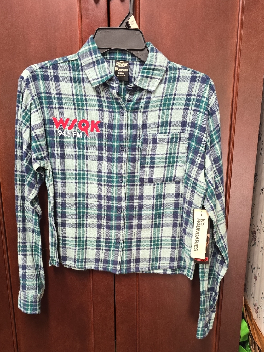 NWT. Sranger Things Cropped Plaid Shirt - Navy & Mint. Size XXS 0/0